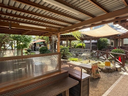 「山越うどん」店内（写真／集英社オンライン）