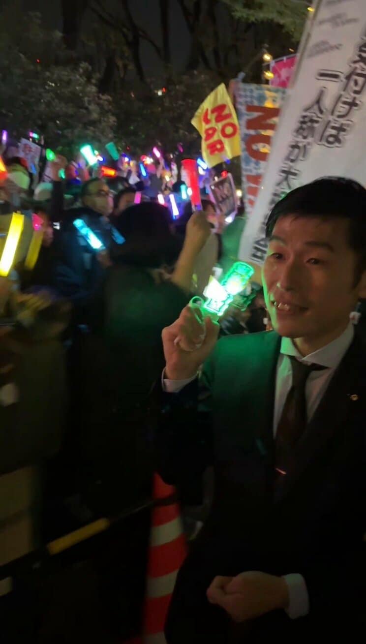 山添拓氏（写真／本人SNSより）