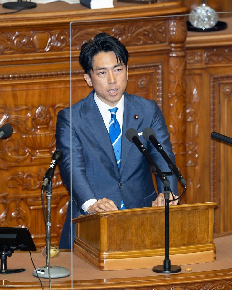 昨年９月の総裁選で選択的夫婦別姓制度の導入を訴えた小泉進次郎氏(写真／本人Ｆacebookより)