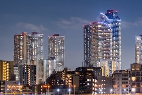 〈不動産バブル終焉か〉都心マンション「3カ月連続下落」…ローンも家賃も上昇、“買うも地獄、借りるも地獄”に