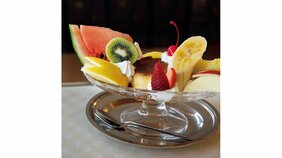 昔ながらのプリンが名物!レトロモダンな雰囲気漂う『純喫茶 アメリカン』【オトナの大阪 食道楽案内】