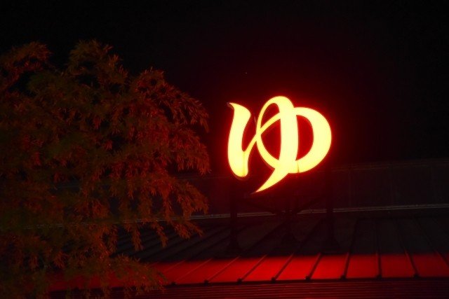 「サウナでM字開脚しながら美顔ローラーをコロコロ」立ちんぼ嬢やホス狂いたちの定宿や憩いの場に? 歌舞伎町のレディスサウナ潜入記…「塩素のような匂いがツンときた」_6