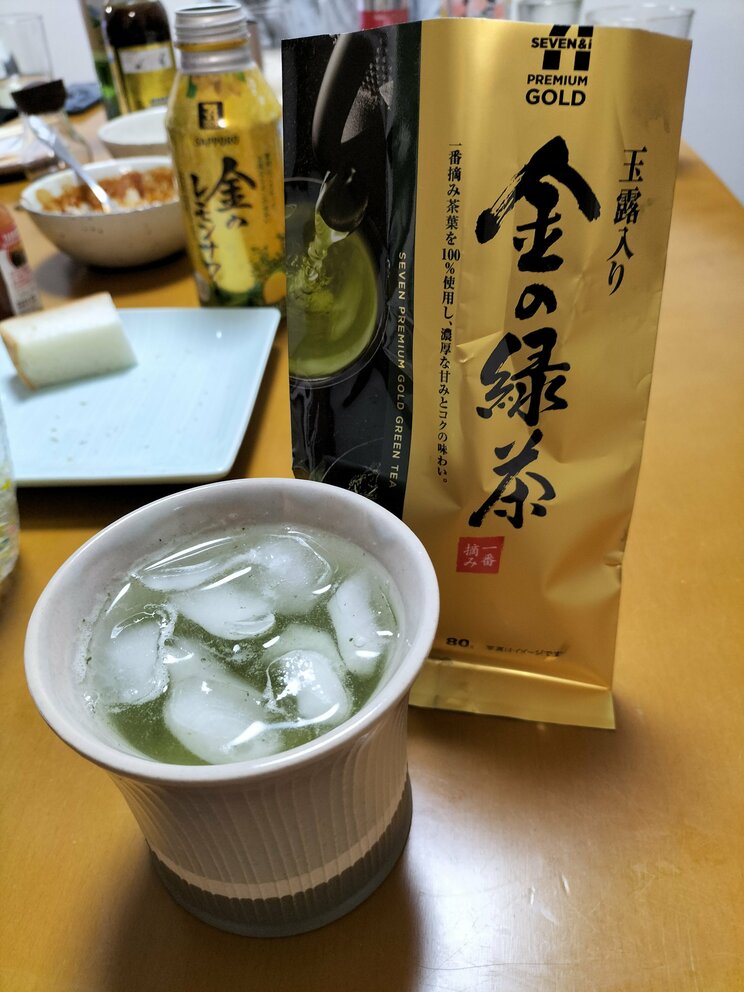 【5人で総額3万円】セブンの金のシリーズだけで宅飲み忘年会をやってみたら、めちゃめちゃ豪華でうまかった!_8