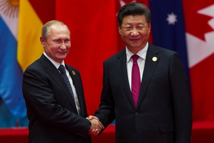 2016年のG20サミットで握手するプーチン大統領と習近平国家主席