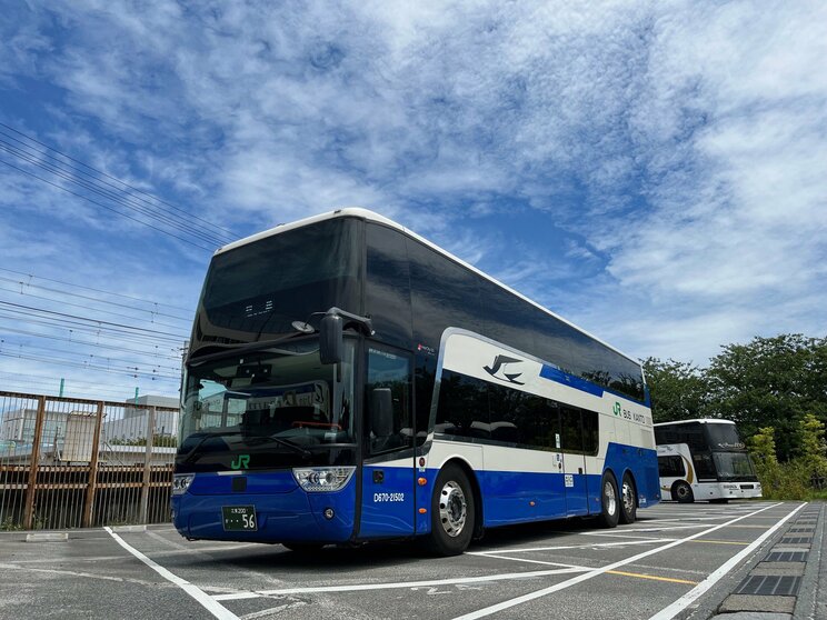 ジャニオタも遠征でフル活用の最新高速バス「安いけどツライ…」は時代遅れ？_1