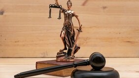 『ゴッドファーザー』と『北の国から』の意外な類似性…家族と自分のどちらを大事にするか葛藤する男たちの行く末が描かれた「心が冷えるようなつらい」物語