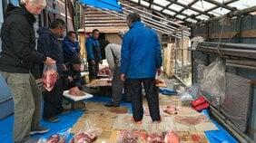 山と熊と田んぼしかない限界集落でマタギの嫁になった現代アート作家。豪雪地帯の四季と謎だらけの村を語る【〈ノンフィクション新刊〉よろず帳】