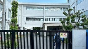 〈立川・小学校襲撃〉「その日はカラオケスナックでテキーラを…」「普段は漢気あるアニキ分」「いじめを疑った」酒ビンを割った酩酊男たちを“招集”した“金髪のヤンキー”母との関係