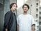 上田岳弘さん（左）、川村真司さん（右）