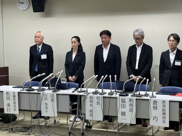 23日に行われた記者会見（撮影／集英社オンライン）