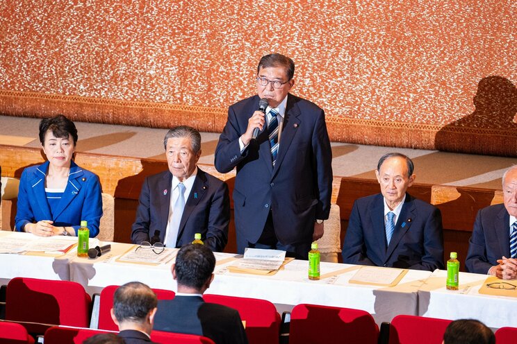 7月28日に行なわれた両院議員懇談会（石破茂Xより）