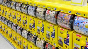市場規模が400億円超えの要因は “ペンが置けるネコ”!? ガチャガチャ第四次ブームの裏側