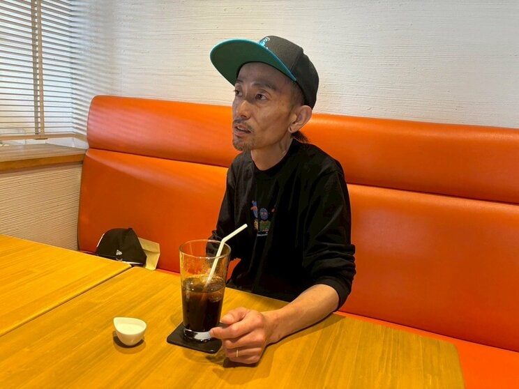 インタビューに応じるBro.Hi