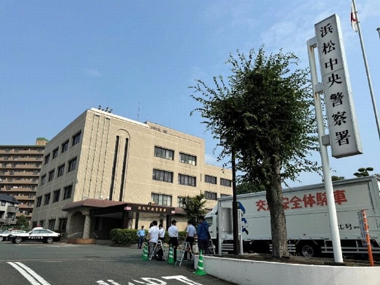 浜松中央警察署（撮影/集英社オンライン）