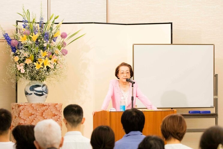 晩年はTVから退き、自身の原点である講演活動や個人鑑定に精力を注いだ細木数子さん