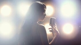 アイドルを卒業したのに、なぜ再びアイドルに戻るのか…承認欲求か、リベンジか、やむを得ずか「アイドルはやめられない」時代のセカンドキャリア問題