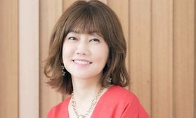 「『伊代はもう60だから』って歌いましょうか(笑)」還暦を迎えた松本伊代、デビュー曲の名フレーズへの戸惑いと、再び道を切り開いてくれた夫・ヒロミの存在