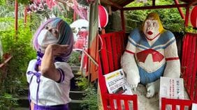 1000万円強の聖徳太子像に美少女神社…セーラー服の館長が不気味すぎるカオスな超B級テーマパーク「まぼろし博覧会」がスゴすぎた