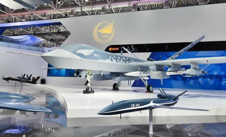 中国の「国際航空宇宙博覧会」で展示された「翼竜３」　写真／央视军事