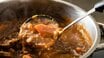 老舗の“継ぎ足しカレー”は安全なのか「味を作るために必要な工程…火を入れているから大丈夫」に専門家が反論、煮込み料理に潜む食中毒リスク「原因に気づきにくい」