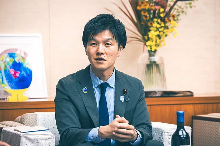 GI制度について説明する鈴木大臣