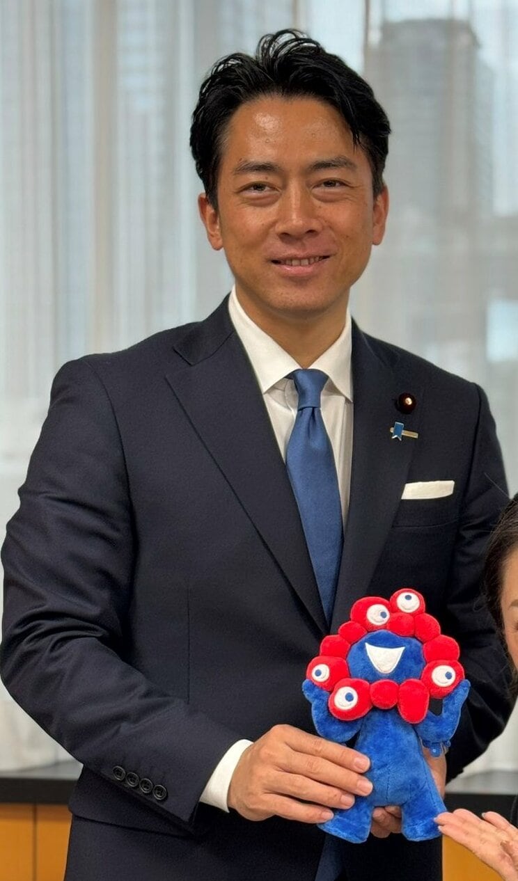 進次郎氏が新農水相に…（本人SNSより）