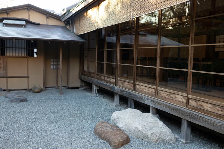 築百年の数寄屋造りでからすみ蕎麦。「ありそうでない」がぎっしり詰まった鎌倉・材木座の「月と松」_1