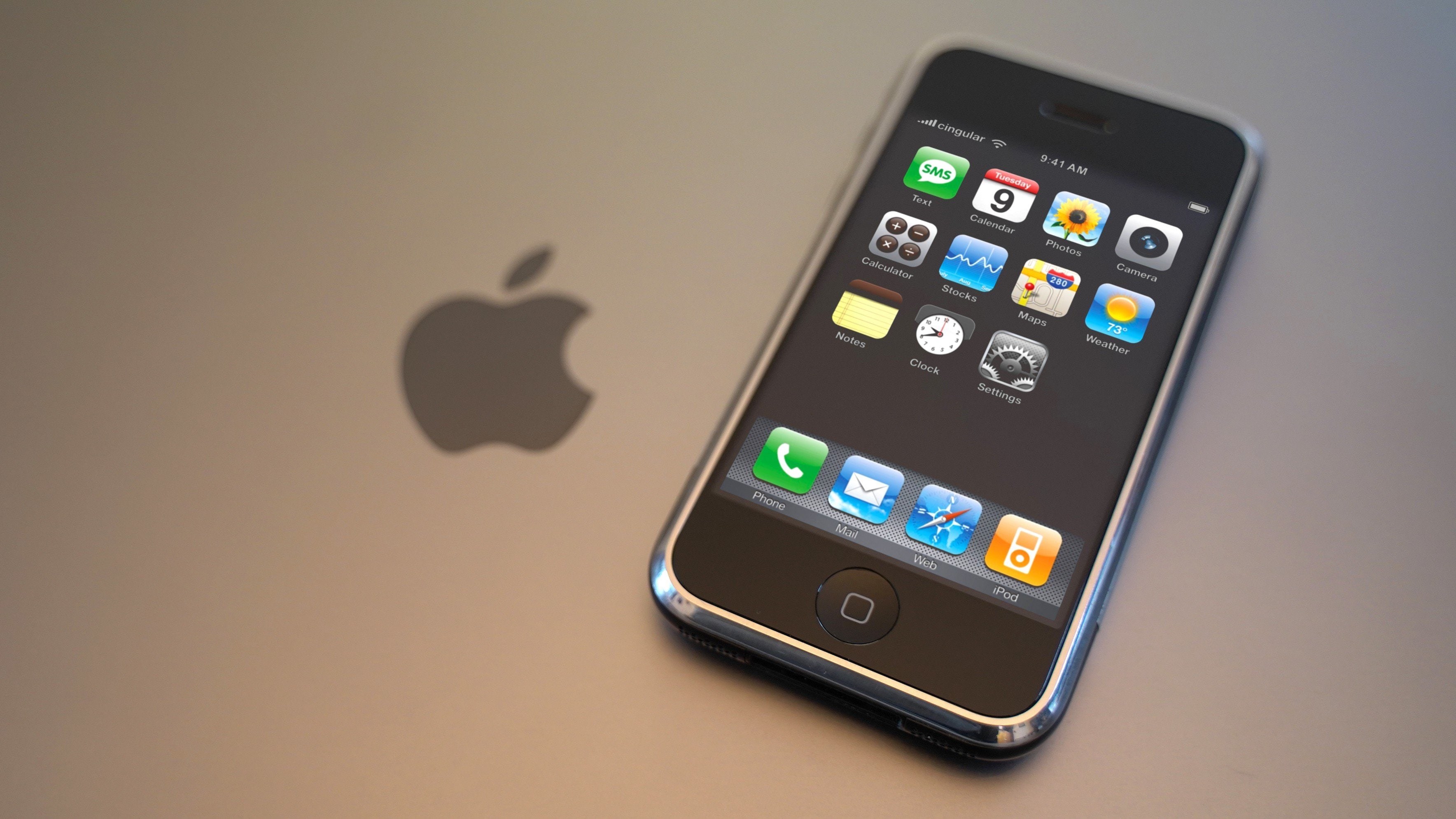 iPhone 初期型 約2600万円で未開封の初代iPhoneが落札された理由…今後、高額取引が