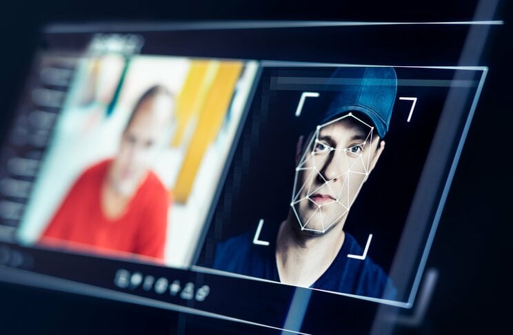 精巧に作れるようになったフェイク画像（写真／shutterstock）